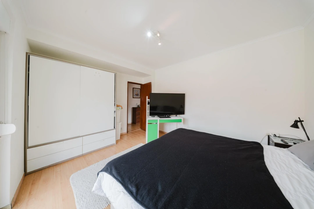 Moradia T8 para Venda em Ramada e Caneças Foto 21