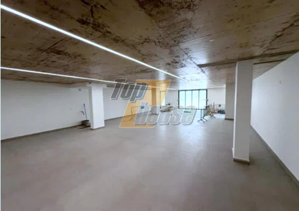 Moradia T5 para Venda em Almada, Cova da Piedade, Pragal e Cacilhas Foto 7