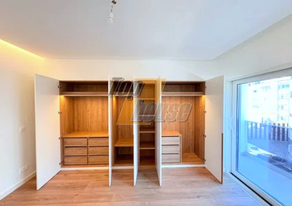 Moradia T5 para Venda em Almada, Cova da Piedade, Pragal e Cacilhas Foto 14