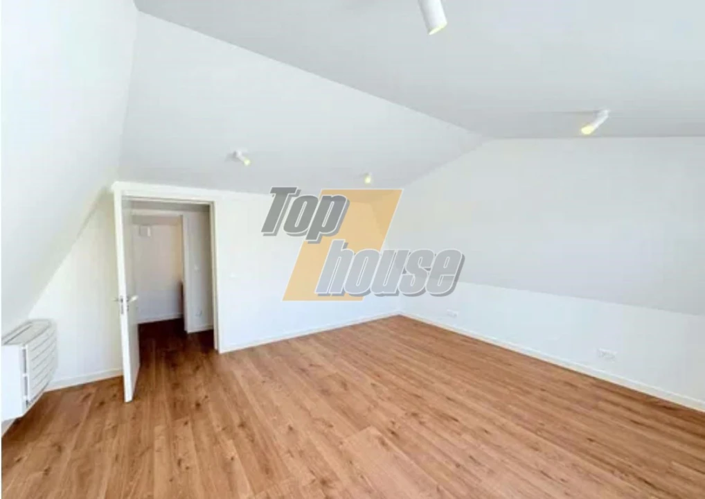 Moradia T5 para Venda em Almada, Cova da Piedade, Pragal e Cacilhas Foto 20