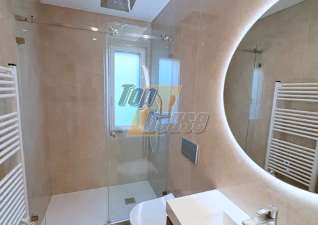 Moradia T5 para Venda em Almada, Cova da Piedade, Pragal e Cacilhas Foto 28