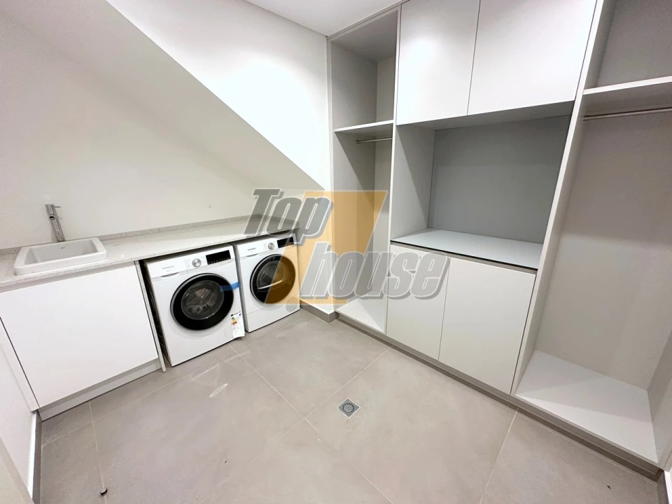 Moradia T5 para Venda em Almada, Cova da Piedade, Pragal e Cacilhas Foto 41