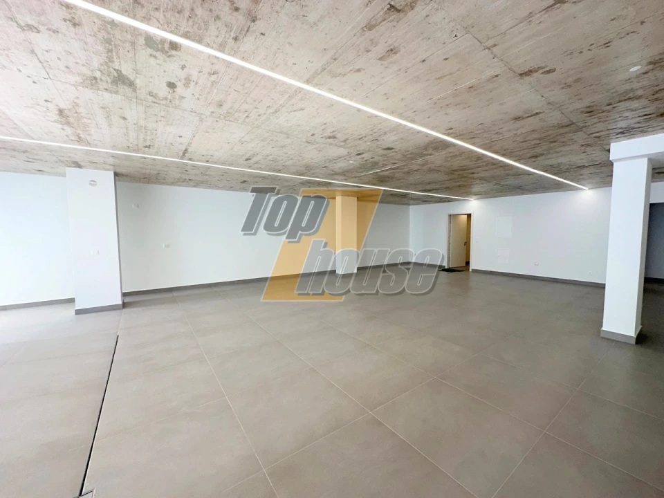 Moradia T5 para Venda em Almada, Cova da Piedade, Pragal e Cacilhas Foto 43