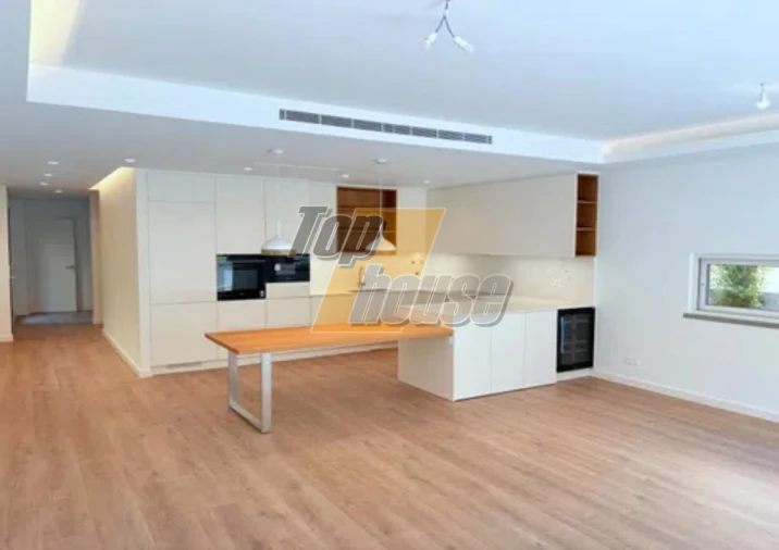 Moradia T5 para Venda em Almada, Cova da Piedade, Pragal e Cacilhas Foto 5