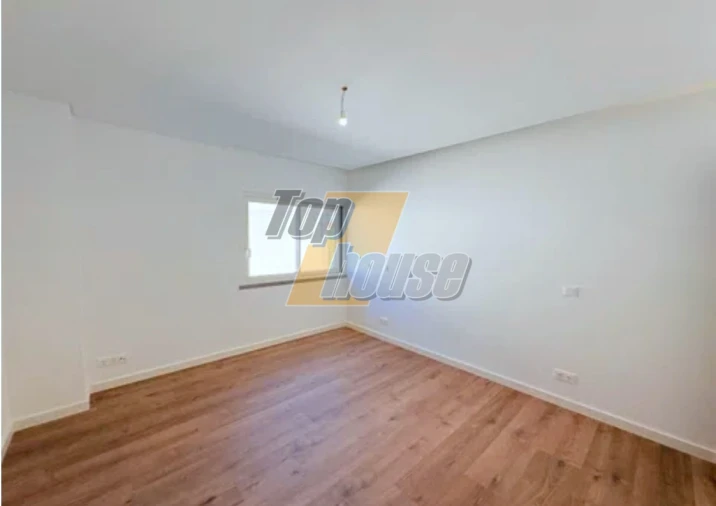 Moradia T5 para Venda em Almada, Cova da Piedade, Pragal e Cacilhas Foto 17