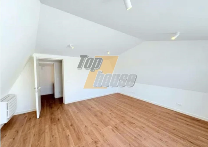 Moradia T5 para Venda em Almada, Cova da Piedade, Pragal e Cacilhas Foto 20