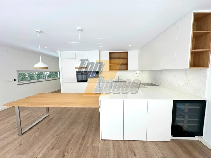 Moradia T5 para Venda em Almada, Cova da Piedade, Pragal e Cacilhas Foto 10