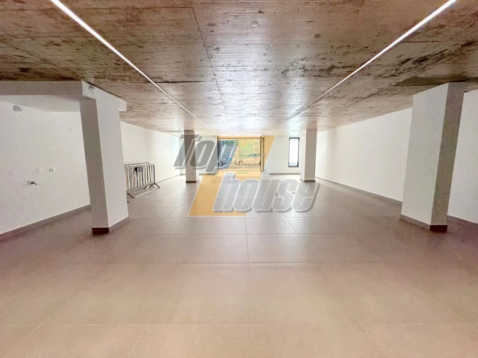 Moradia T5 para Venda em Almada, Cova da Piedade, Pragal e Cacilhas Foto 38