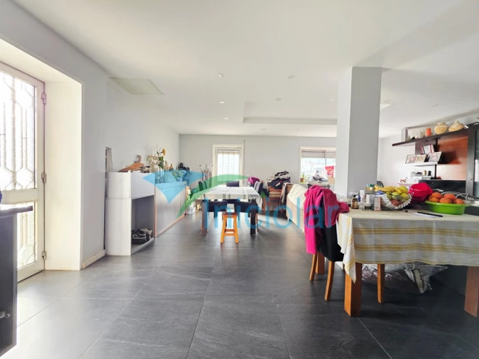 Moradia T3 para Venda em Fânzeres e São Pedro da Cova Foto 4