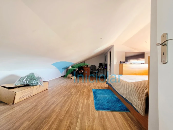 Moradia T3 para Venda em Fânzeres e São Pedro da Cova Foto 17