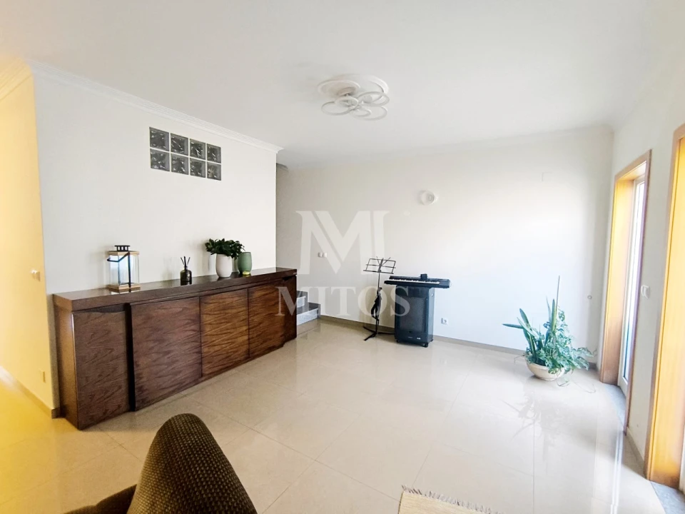 Moradia T4 para Venda em Barroselas e Carvoeiro Foto 11