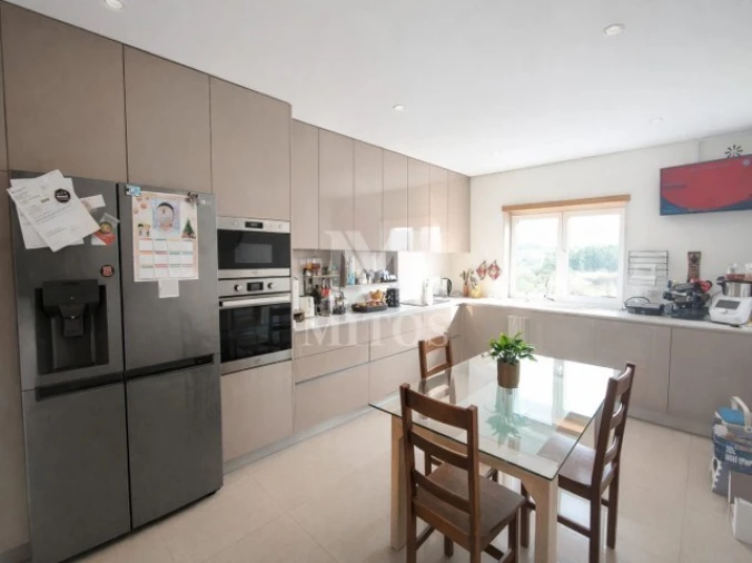 Moradia T4 para Venda em Barroselas e Carvoeiro Foto 4