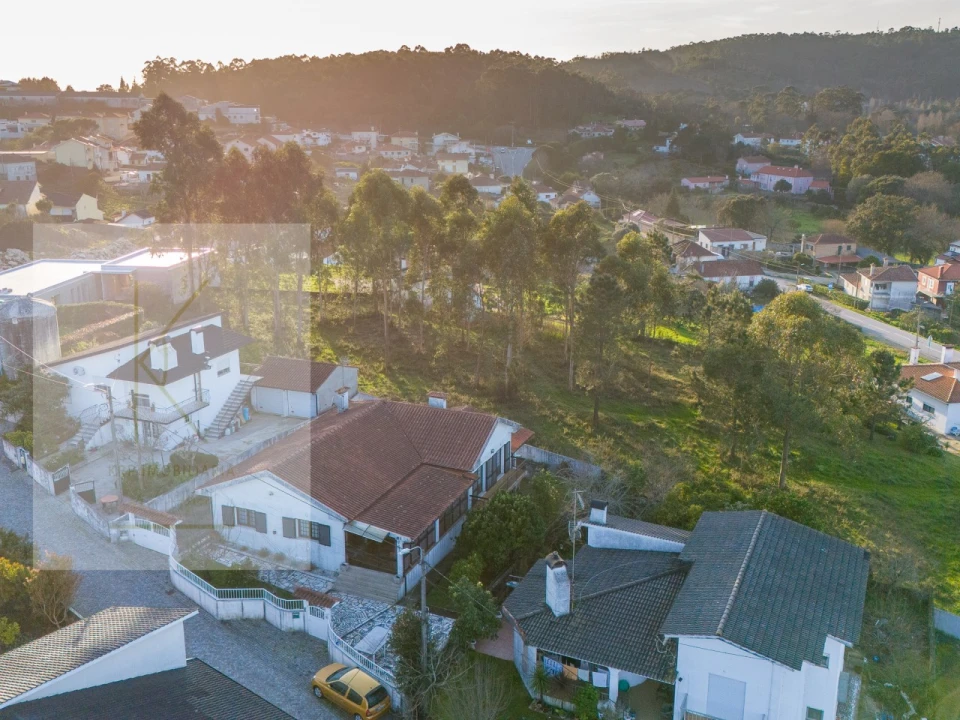 Moradia T4 para Venda em Mazarefes e Vila Fria Foto 26