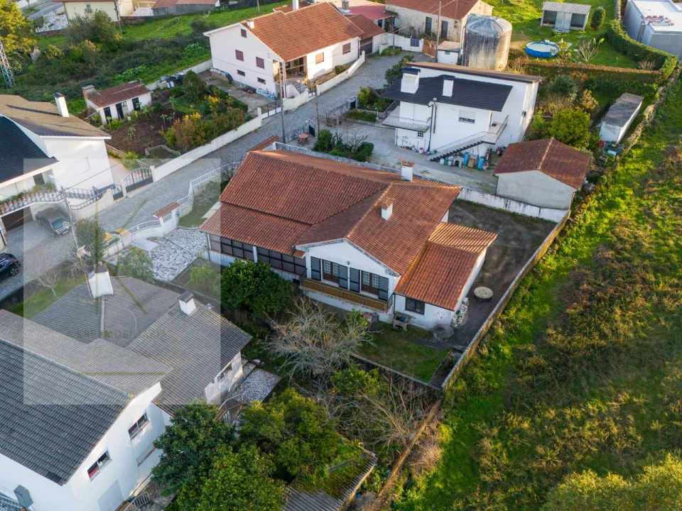 Moradia T4 para Venda em Mazarefes e Vila Fria Foto 31