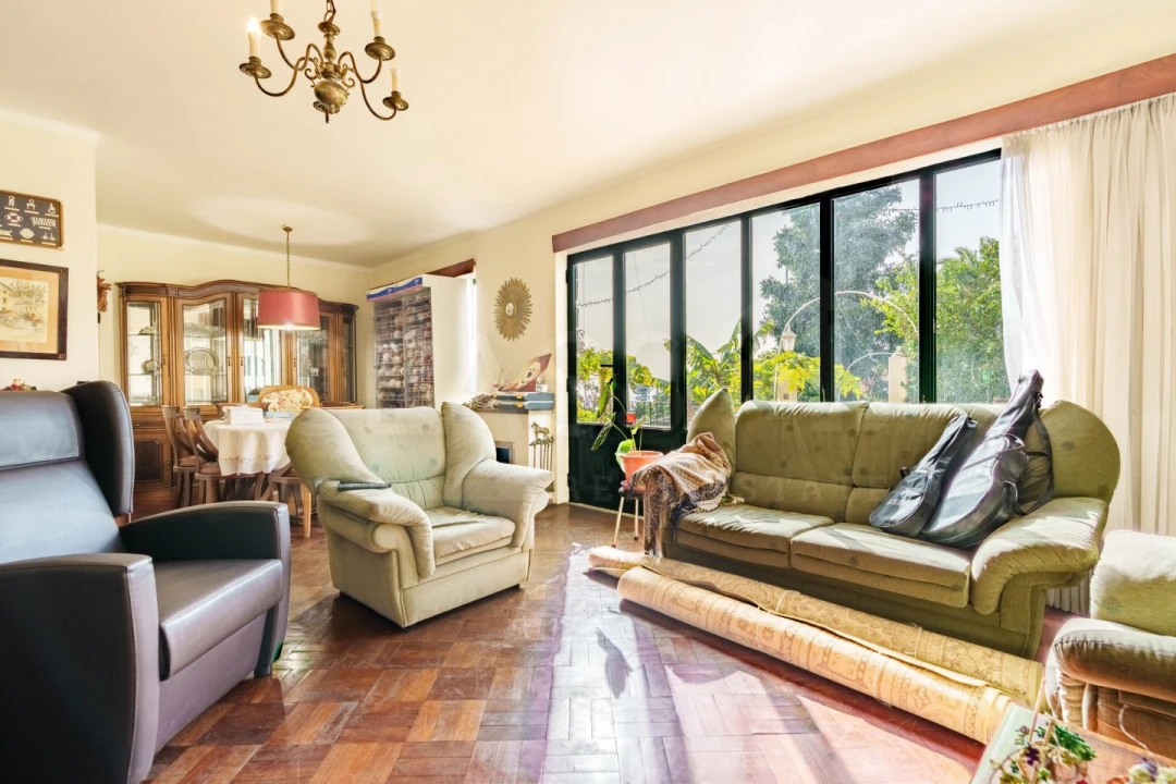 Moradia T3 para Venda em Caniço Foto 9