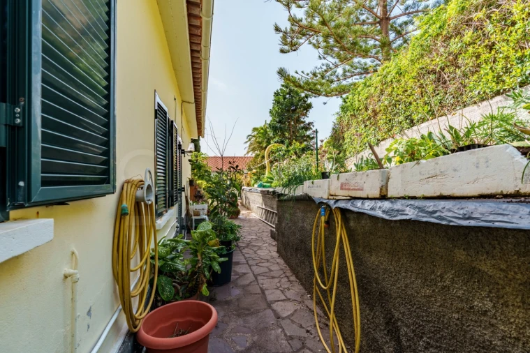 Moradia T3 para Venda em Caniço Foto 27