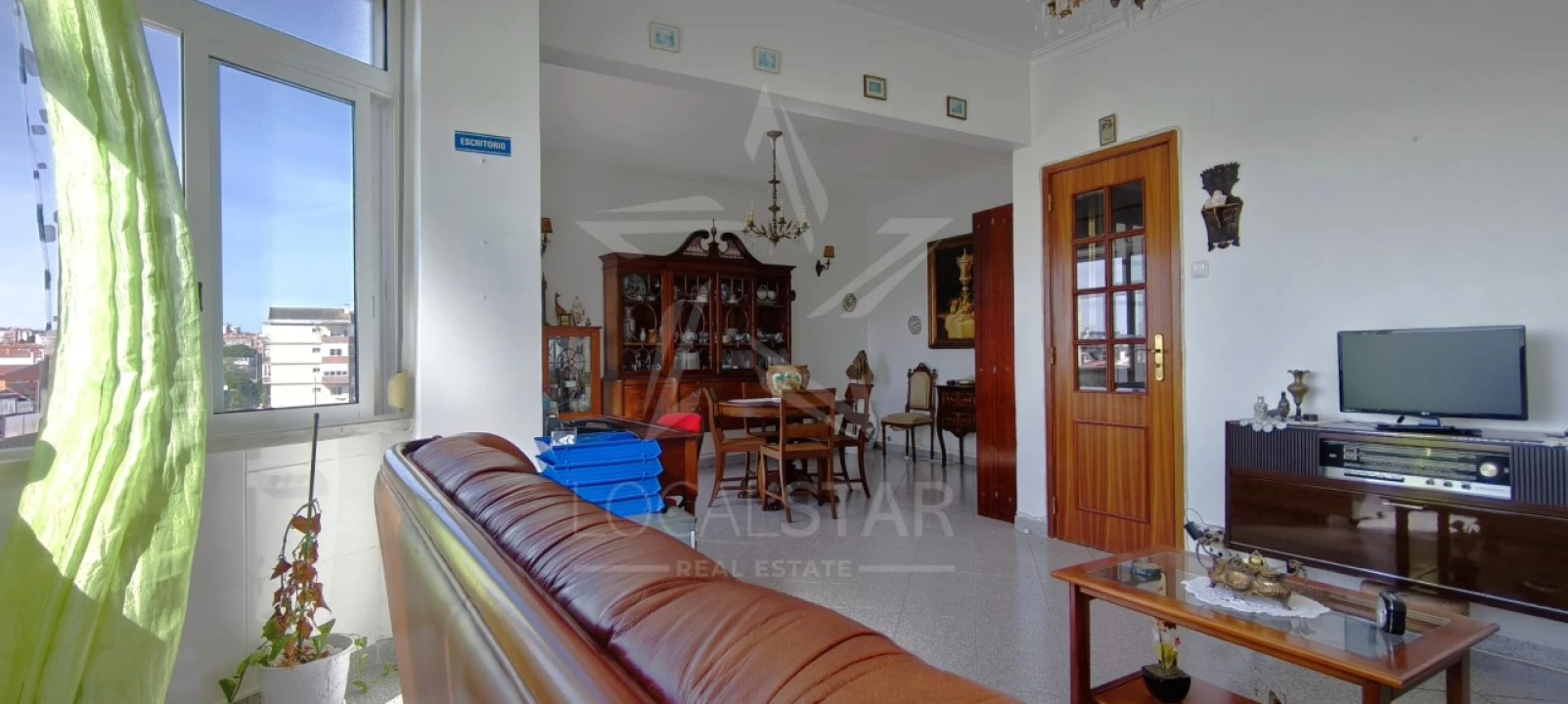 Apartamento T2 para Venda em Rio de Mouro Foto 1