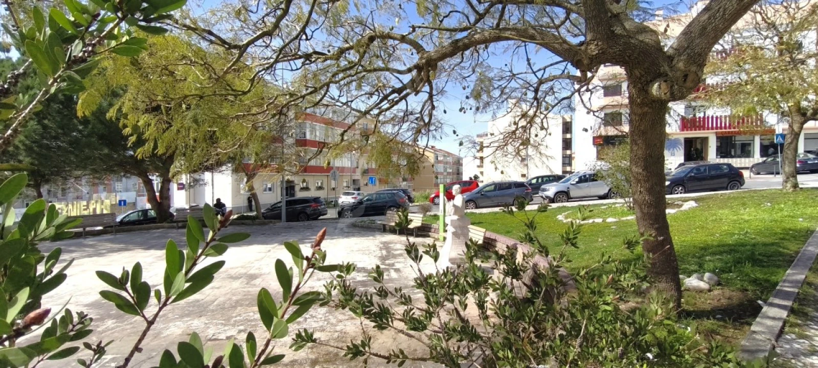 Apartamento T2 para Venda em Rio de Mouro Foto 31