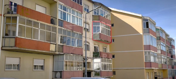 Apartamento T2 para Venda em Rio de Mouro