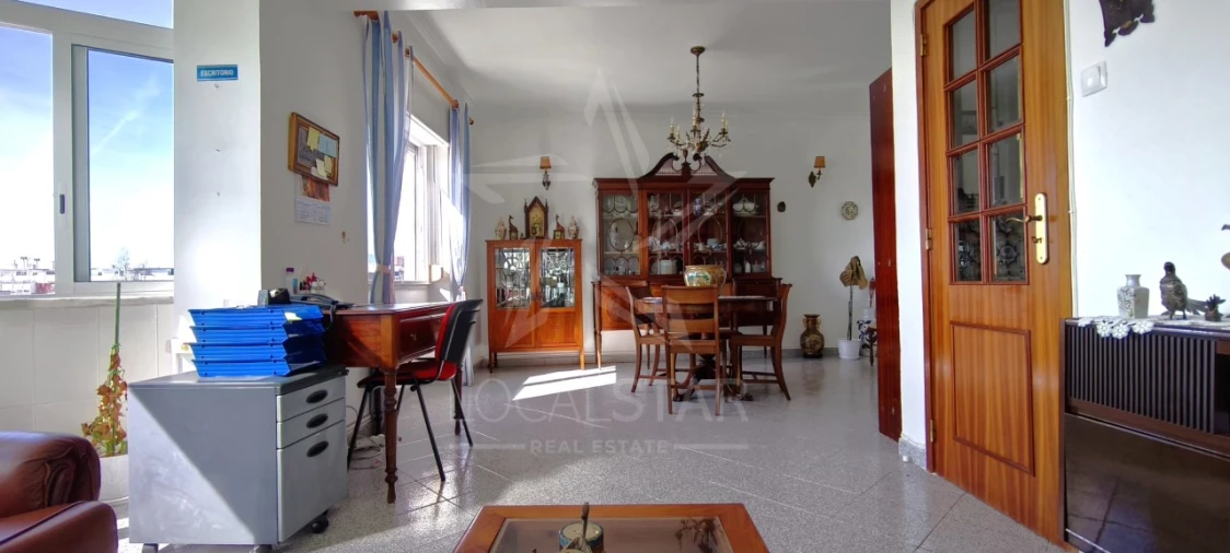 Apartamento T2 para Venda em Rio de Mouro Foto 10