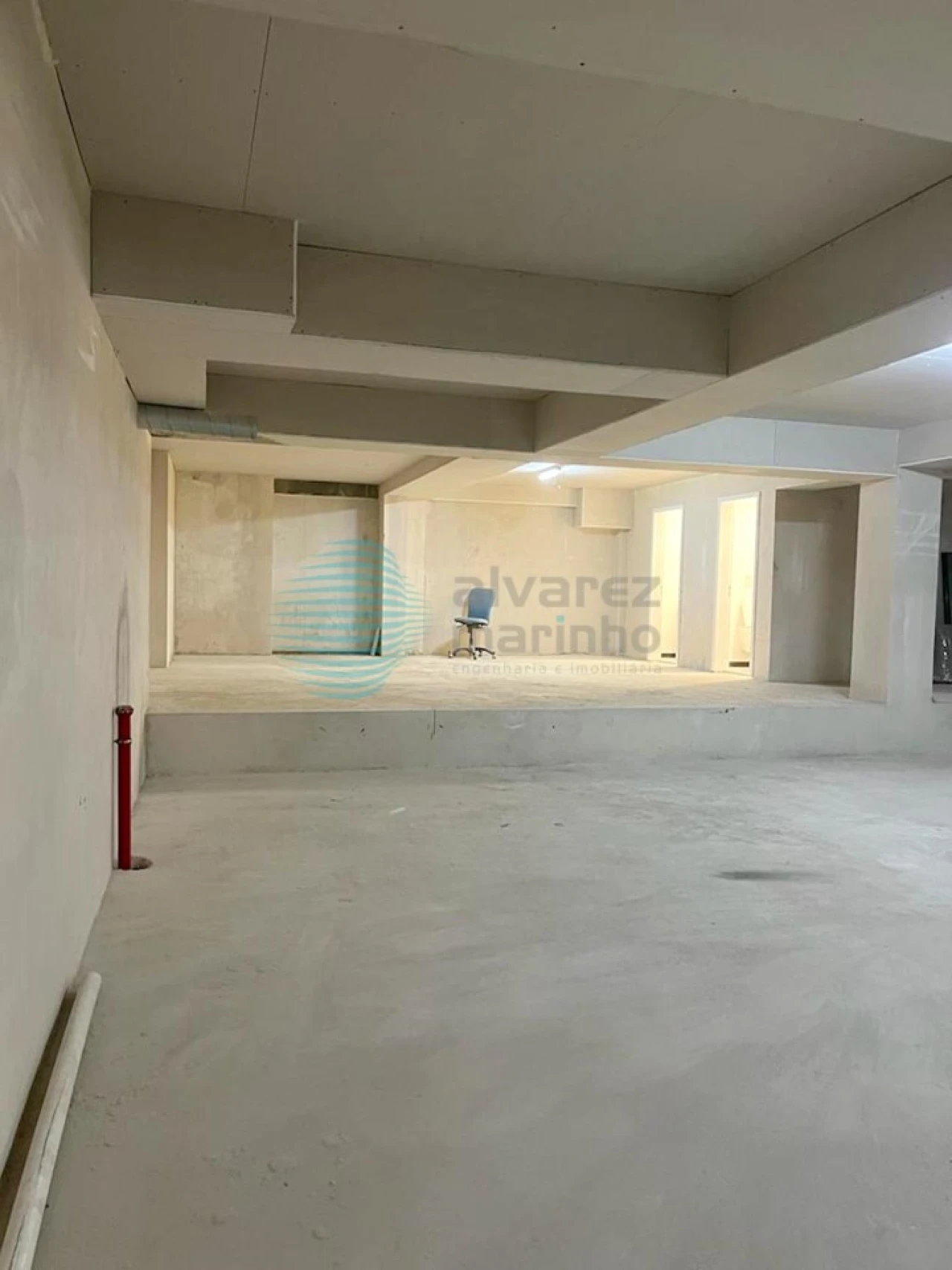 Loja para Arrendamento em Avenidas Novas Foto 3