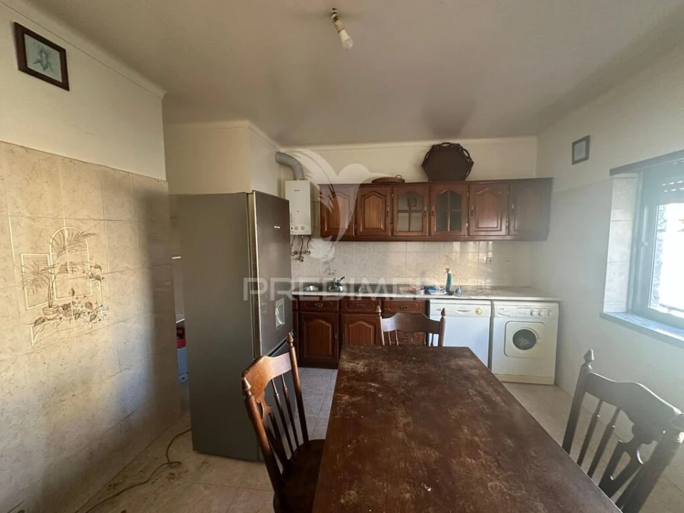Apartamento T2 para Venda em Romeira e Várzea Foto 4