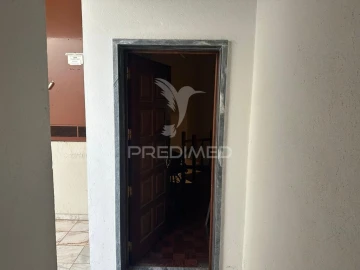 Apartamento T2 para Venda em Romeira e Várzea