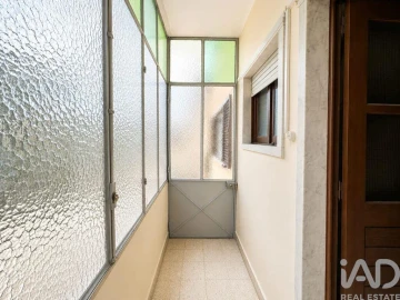 Moradia T5 para Venda em Rio de Mouro