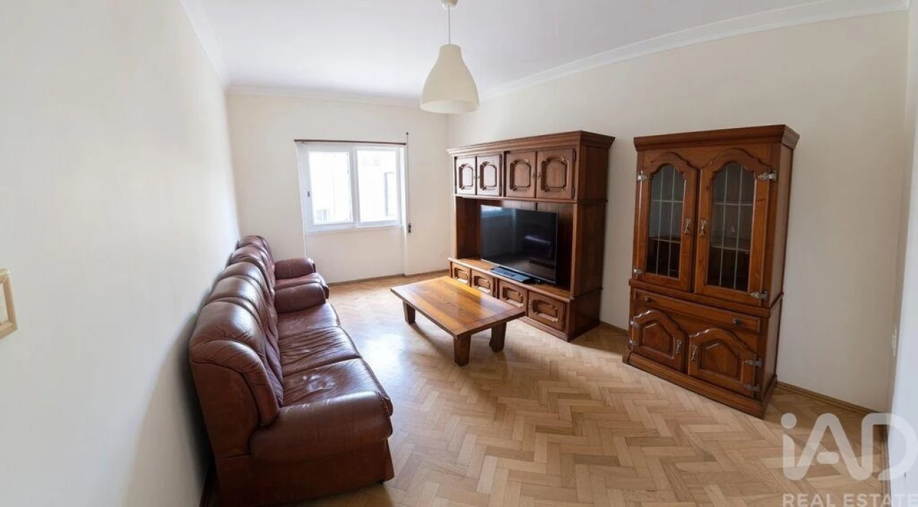 Moradia T5 para Venda em Rio de Mouro Foto 10