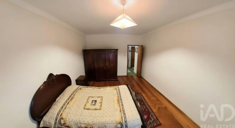 Moradia T5 para Venda em Rio de Mouro Foto 5