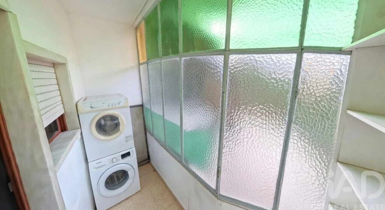 Moradia T5 para Venda em Rio de Mouro Foto 16