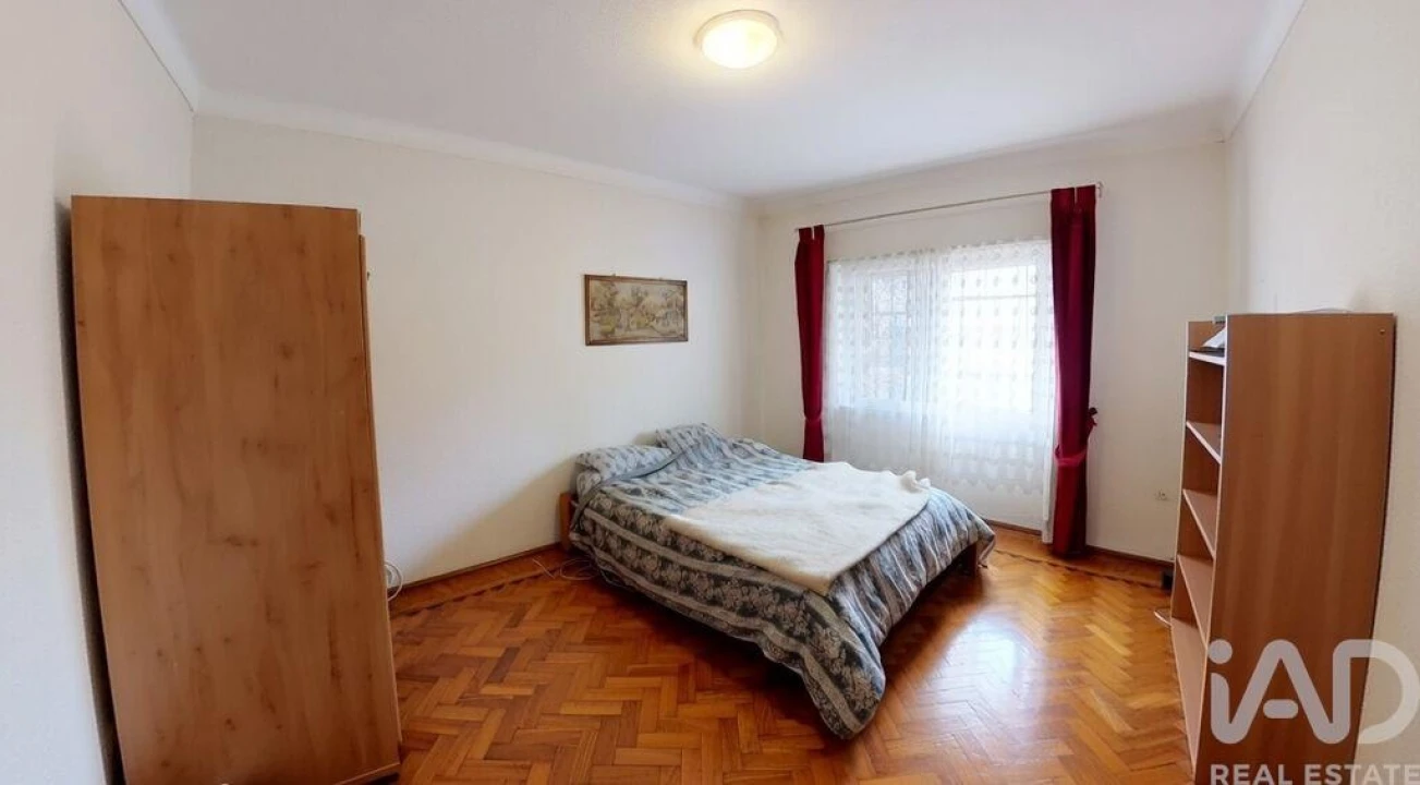 Moradia T5 para Venda em Rio de Mouro Foto 9