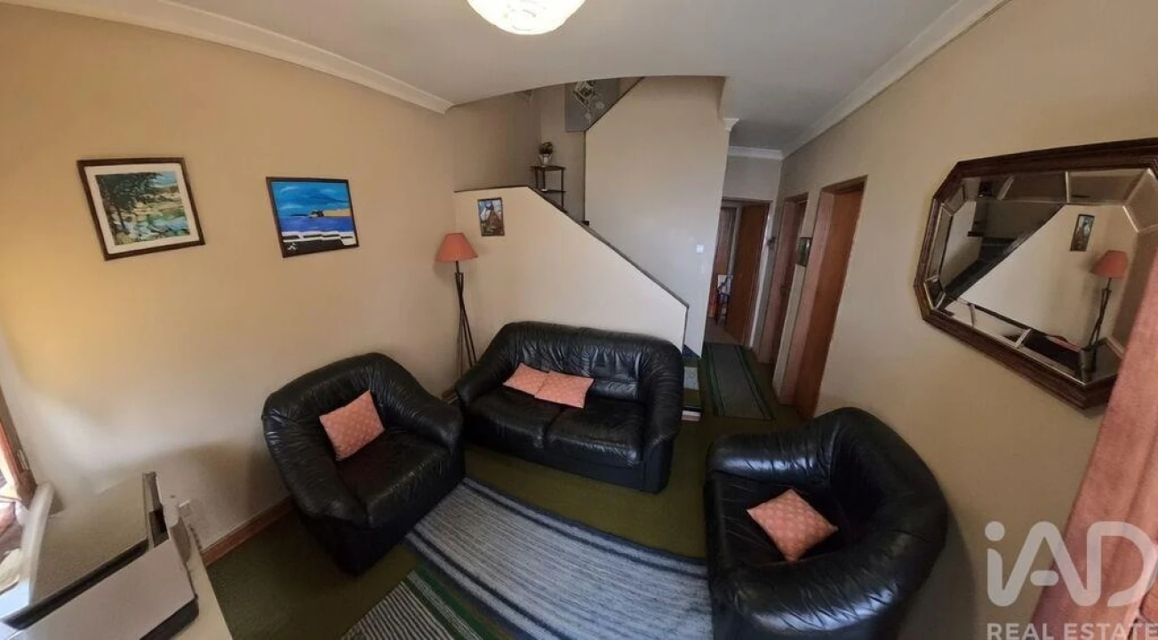 Moradia T5 para Venda em Rio de Mouro Foto 3