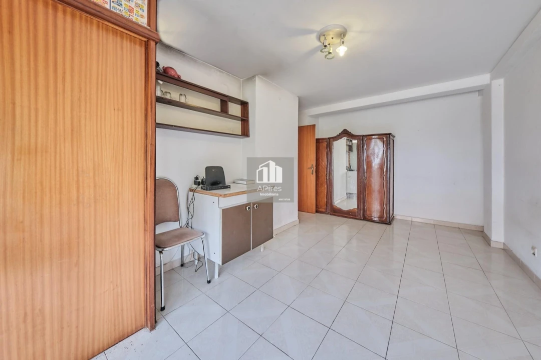 Apartamento T2 para Venda em Costa da Caparica Foto 12