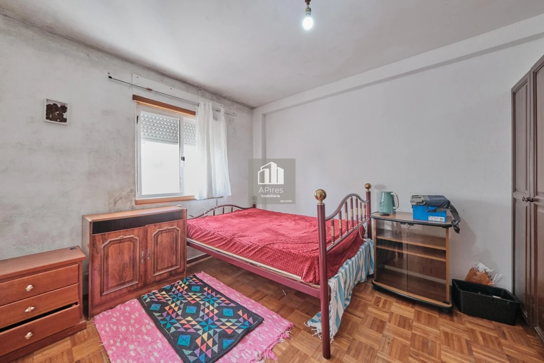 Apartamento T2 para Venda em Costa da Caparica Foto 17