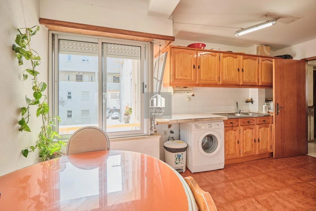 Apartamento T2 para Venda em Costa da Caparica Foto 5