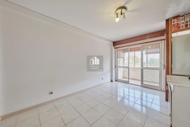 Apartamento T2 para Venda em Costa da Caparica Foto 10