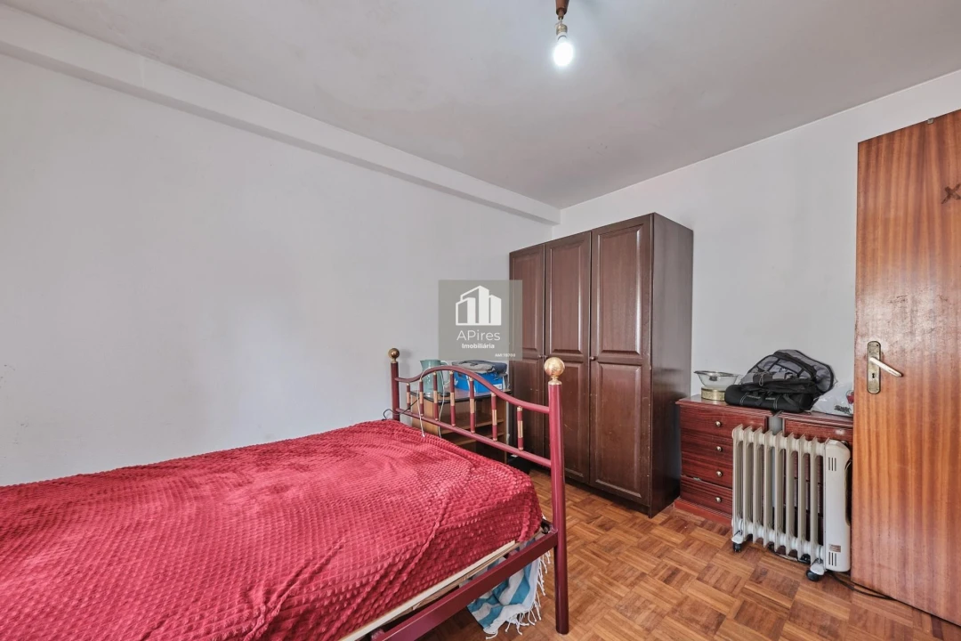 Apartamento T2 para Venda em Costa da Caparica Foto 18