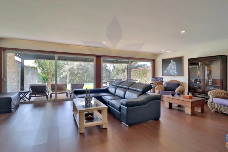 Moradia T4 para Venda em Palmeira Foto 41