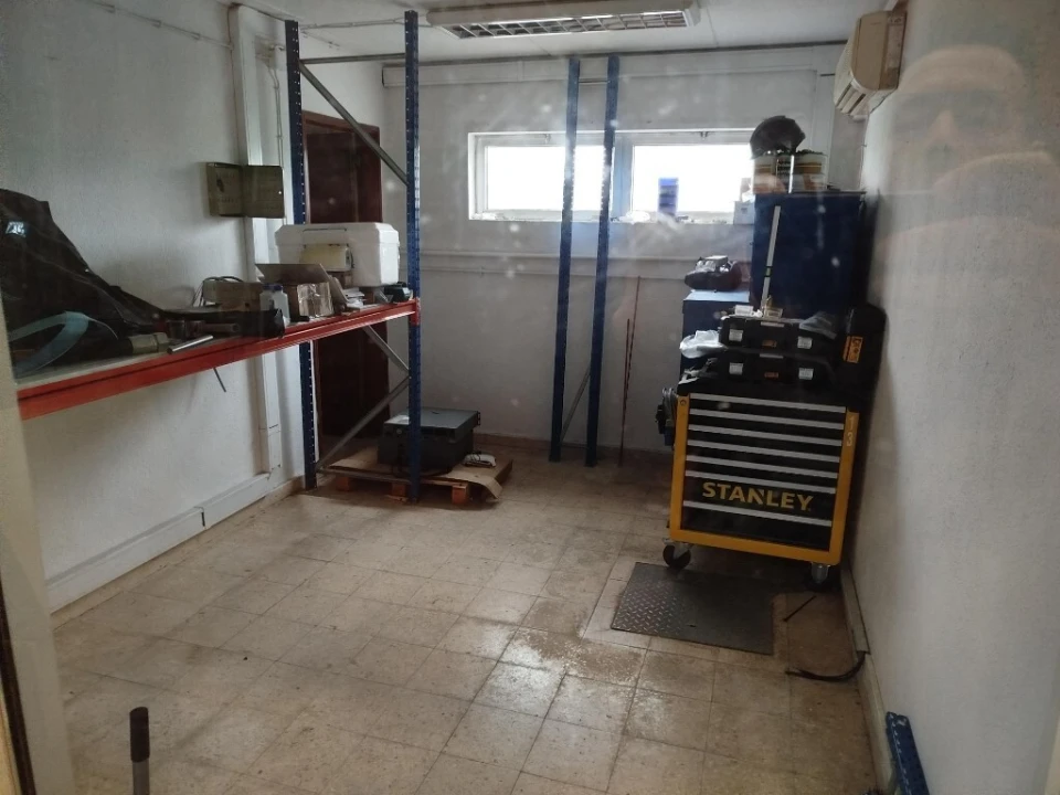 Armazém para Arrendamento em São João das Lampas e Terrugem Foto 17