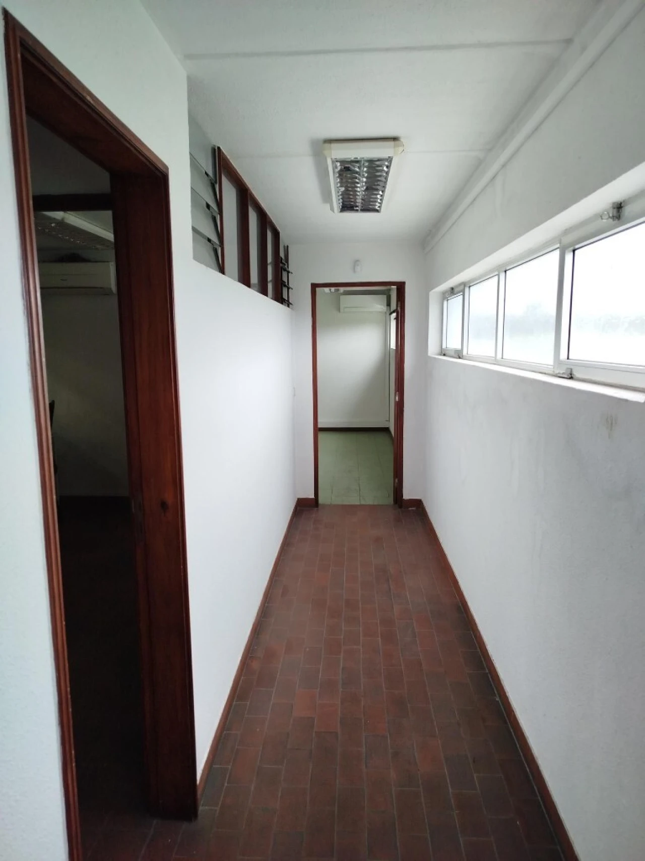 Armazém para Arrendamento em São João das Lampas e Terrugem Foto 9