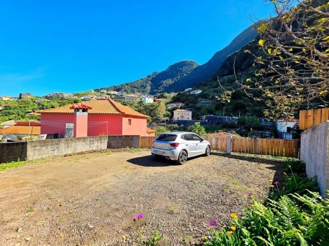 Moradia T3 para Venda em Ponta Delgada Foto 25