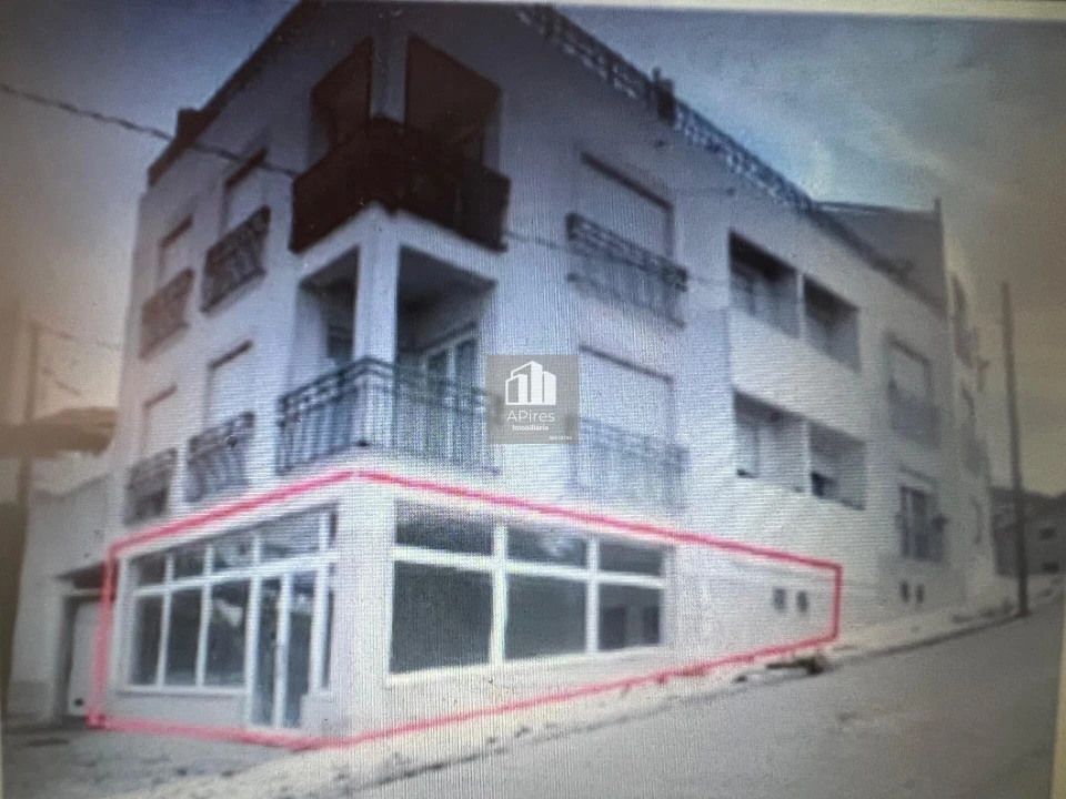 Loja para Venda em Caparica e Trafaria Foto 1