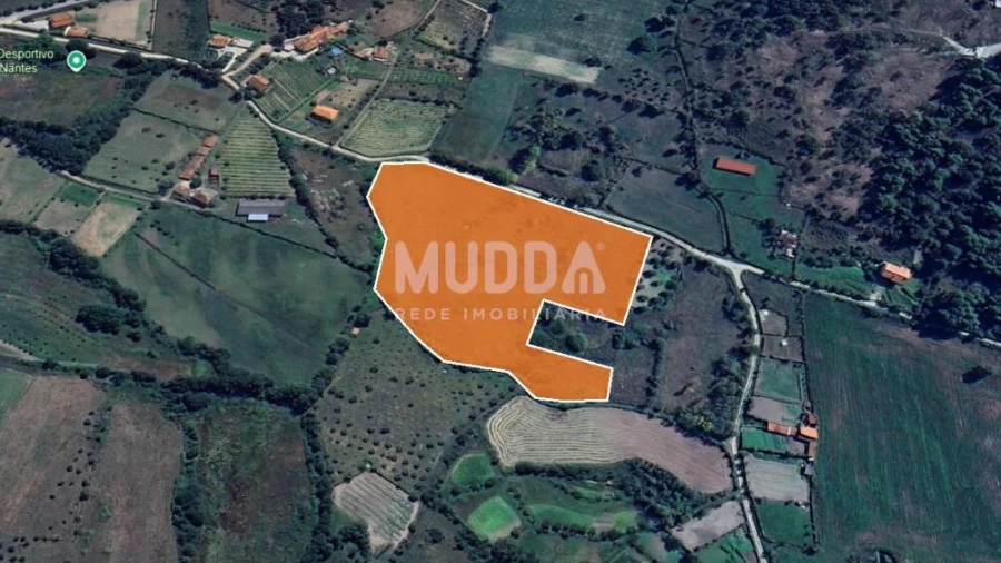 Terreno para Venda em Calvão e Soutelinho da Raia