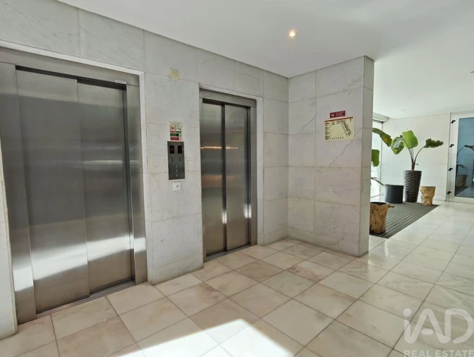 Apartamento T1 para Venda em Portimão Foto 25