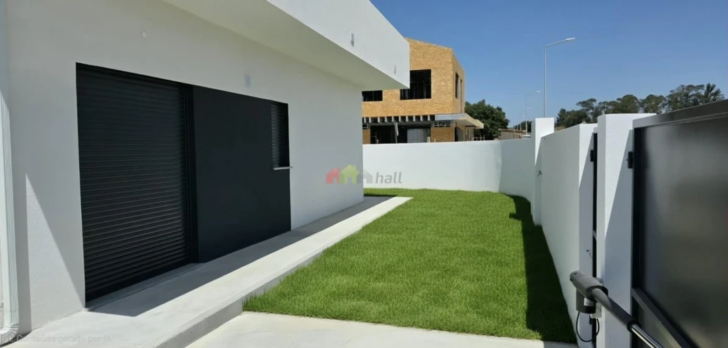 Moradia T4 para Venda em Quinta do Anjo Foto 6