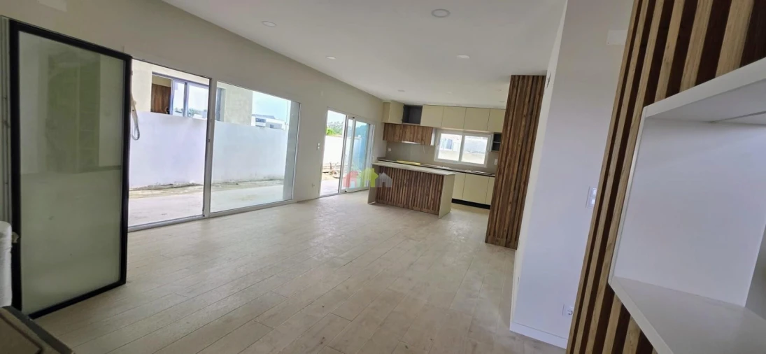 Moradia T4 para Venda em Quinta do Anjo Foto 4