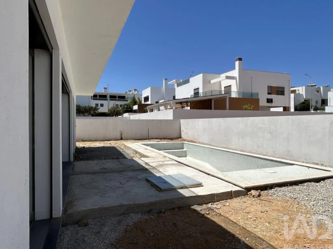 Moradia T6 para Arrendamento em Tavira (Santa Maria e Santiago) Foto 16