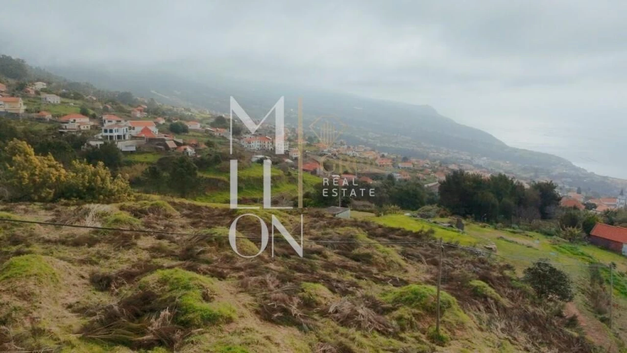 Terreno para Venda em Estreito da Calheta Foto 9
