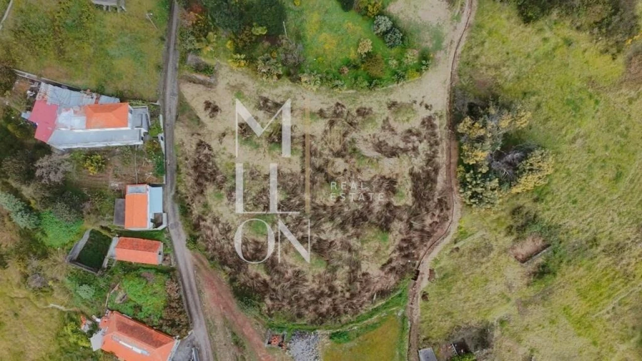 Terreno para Venda em Estreito da Calheta Foto 4